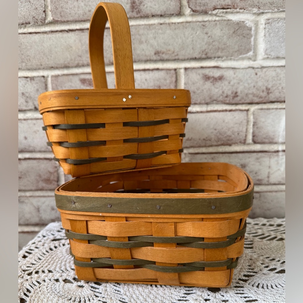 Set of 2 Longaberger baskets 1997 heartland mini chore and medium berry …